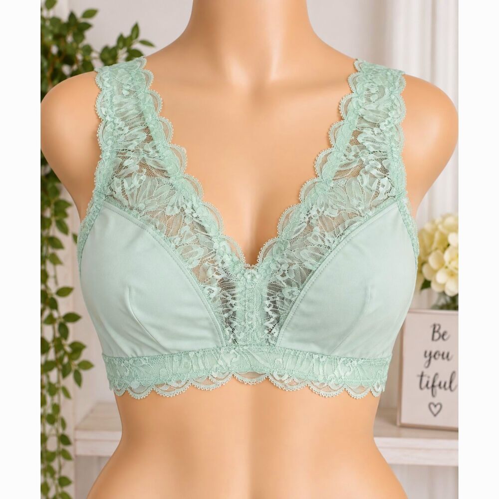 Breezies Bralette Size M Mint Green Lace Wireless Comfort Bra Wide Strap